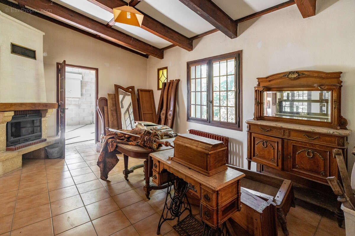 Maison à SAINT-MAXIMIN-LA-SAINTE-BAUME