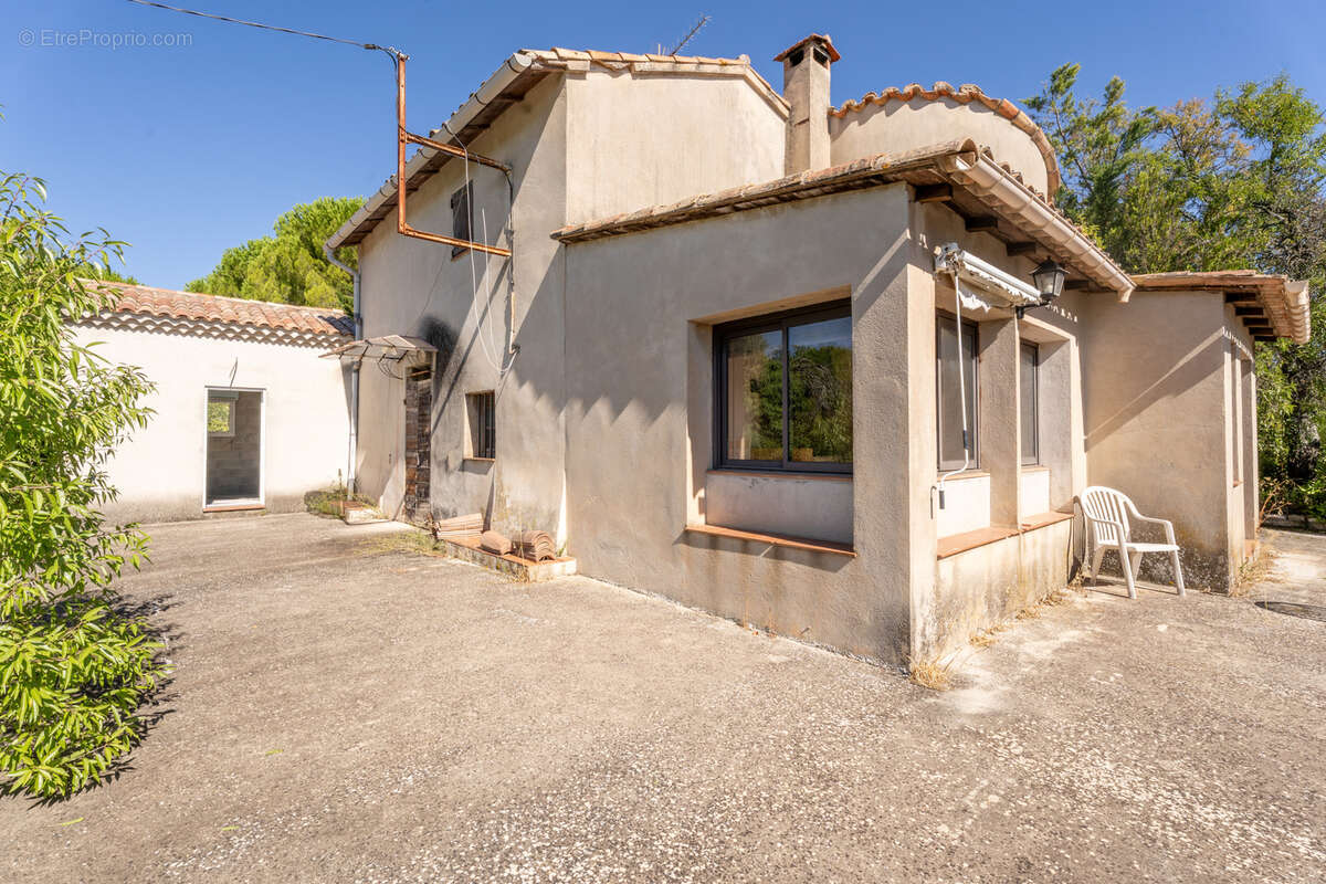 Maison à SAINT-MAXIMIN-LA-SAINTE-BAUME