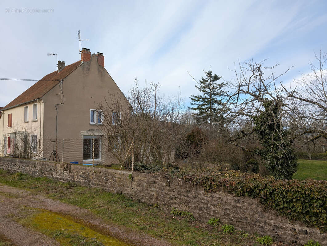 Maison à MANLAY