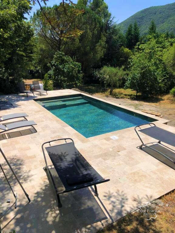 Maison à SAINT-FLORENT-SUR-AUZONNET