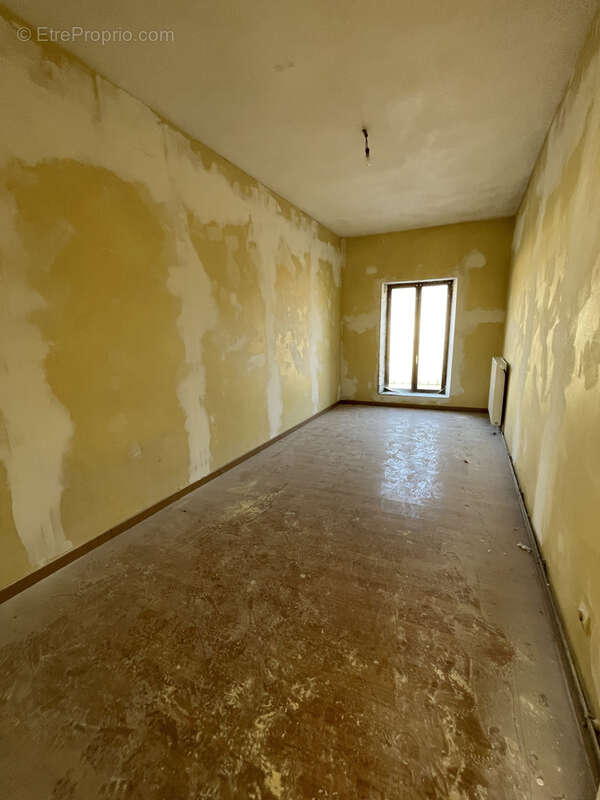 Maison à LE NOUVION-EN-THIERACHE