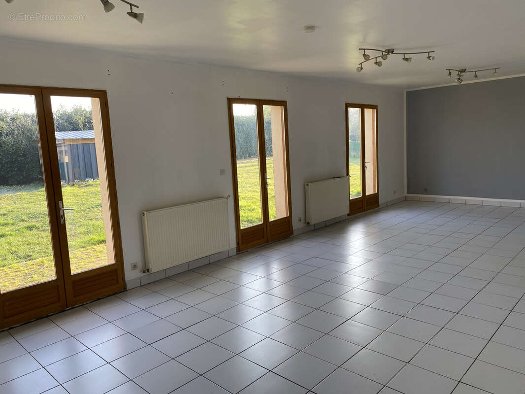 Maison à PACY-SUR-EURE