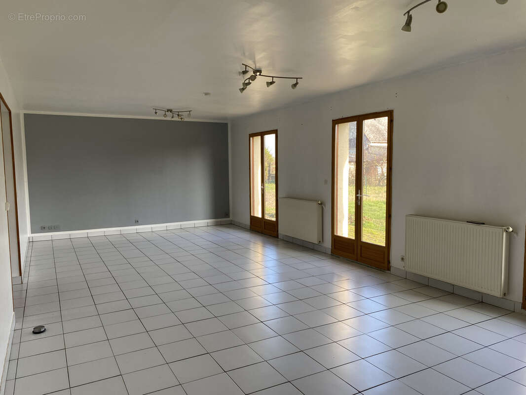 Maison à PACY-SUR-EURE