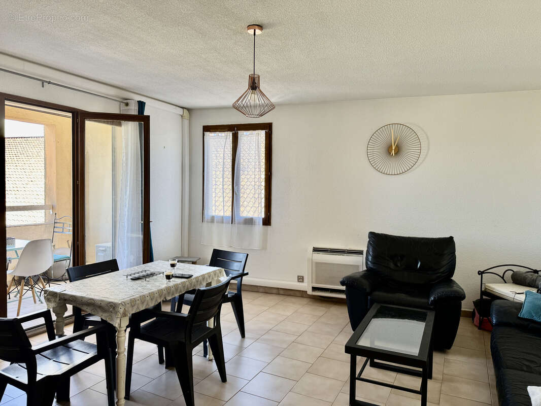 Appartement à EGUILLES