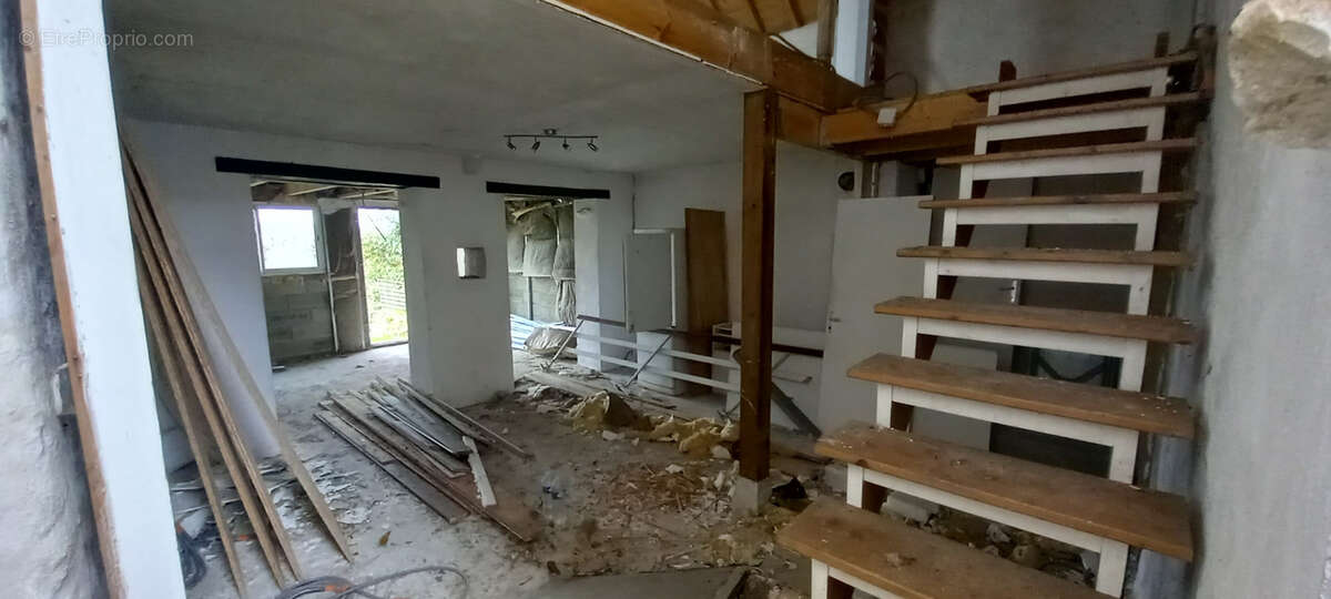 Maison à MONTLIVAULT