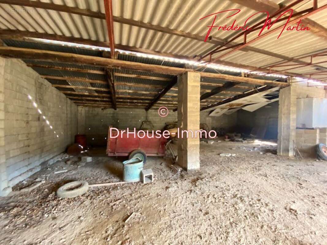 Terrain à UZES
