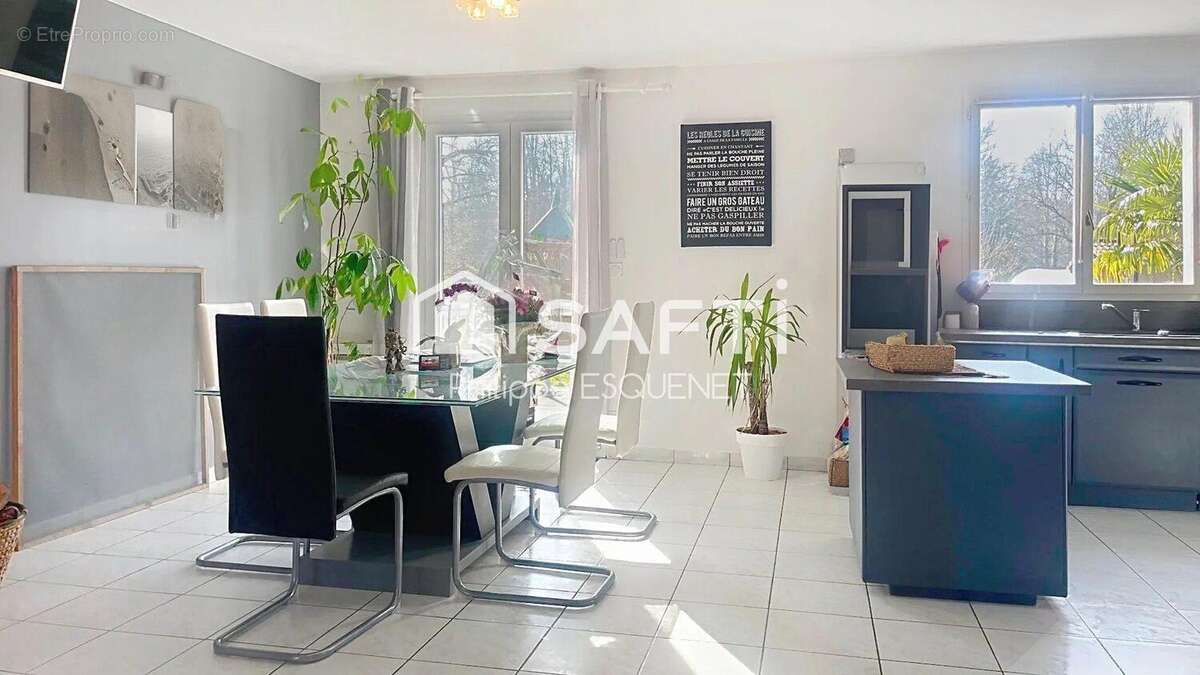 Photo 2 - Maison à COURLANDON