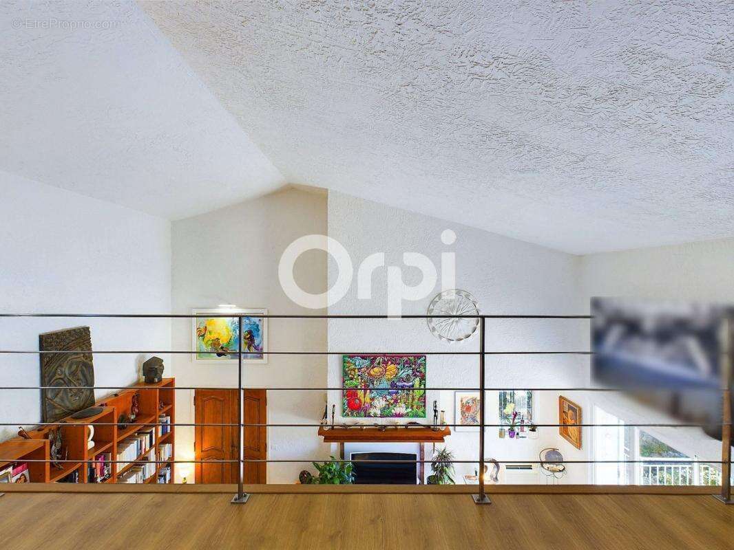 Maison à MANDELIEU-LA-NAPOULE