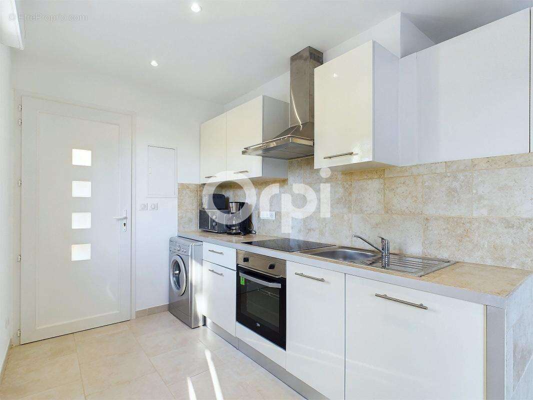 Maison à MANDELIEU-LA-NAPOULE