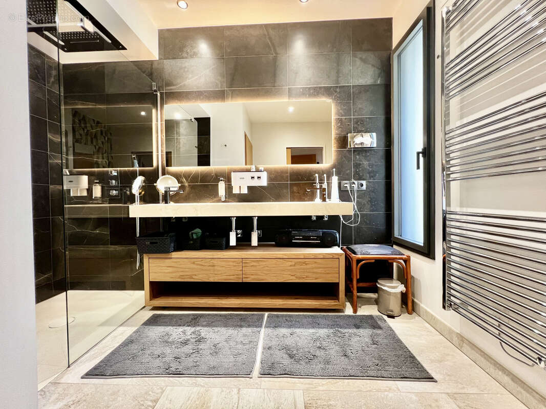 Maison à CHATELLERAULT