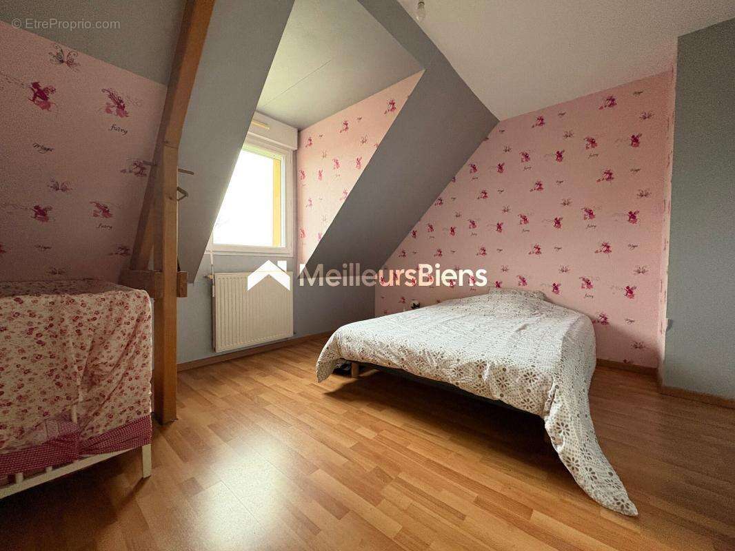 Maison à MAURE-DE-BRETAGNE