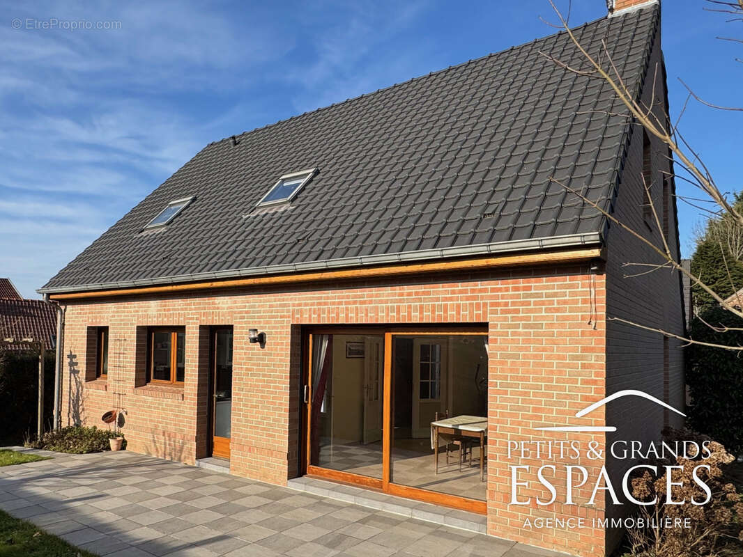 Maison à AULNOY-LEZ-VALENCIENNES