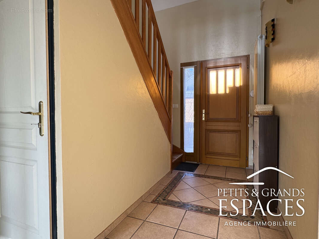 Maison à AULNOY-LEZ-VALENCIENNES