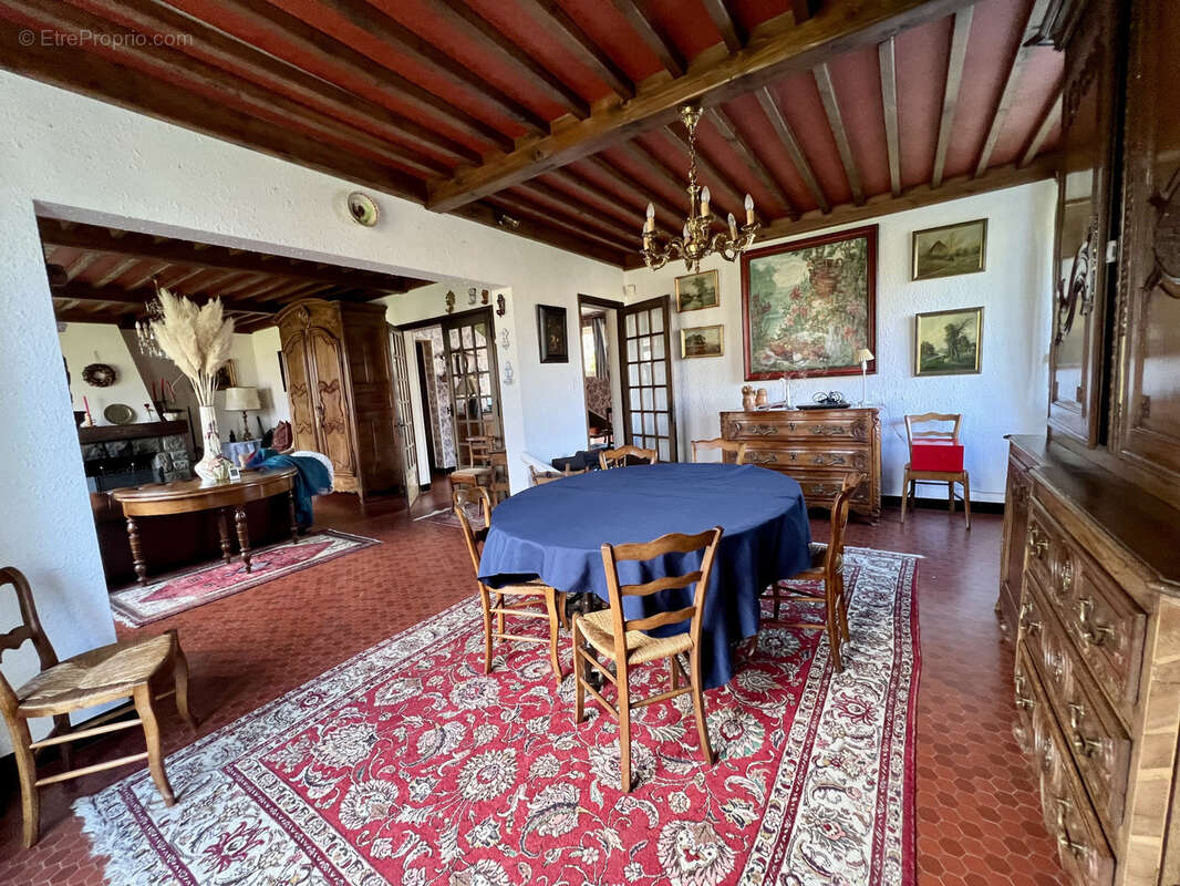 Maison à PAULHAGUET