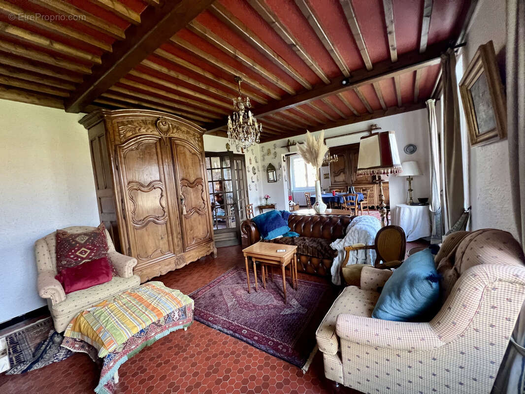 Maison à PAULHAGUET