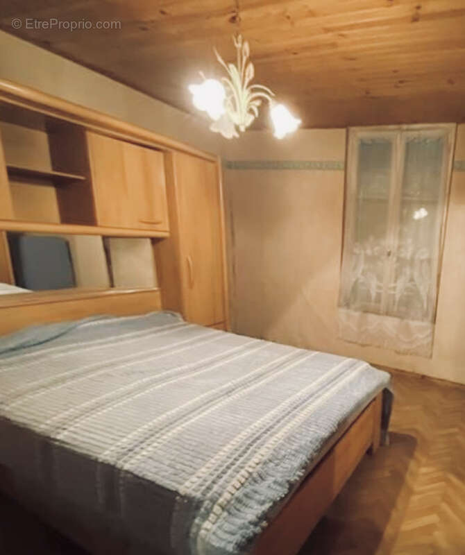 Maison à SAINT-DENIS-DE-PILE