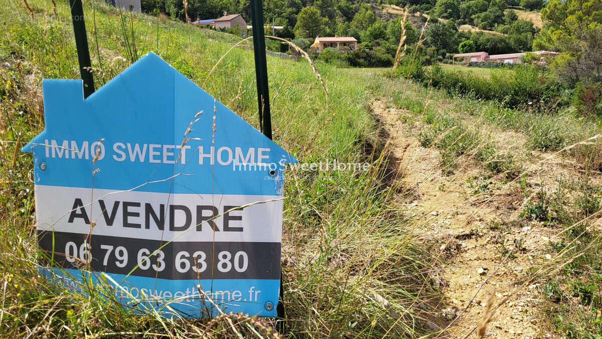 Terrain à CONDORCET