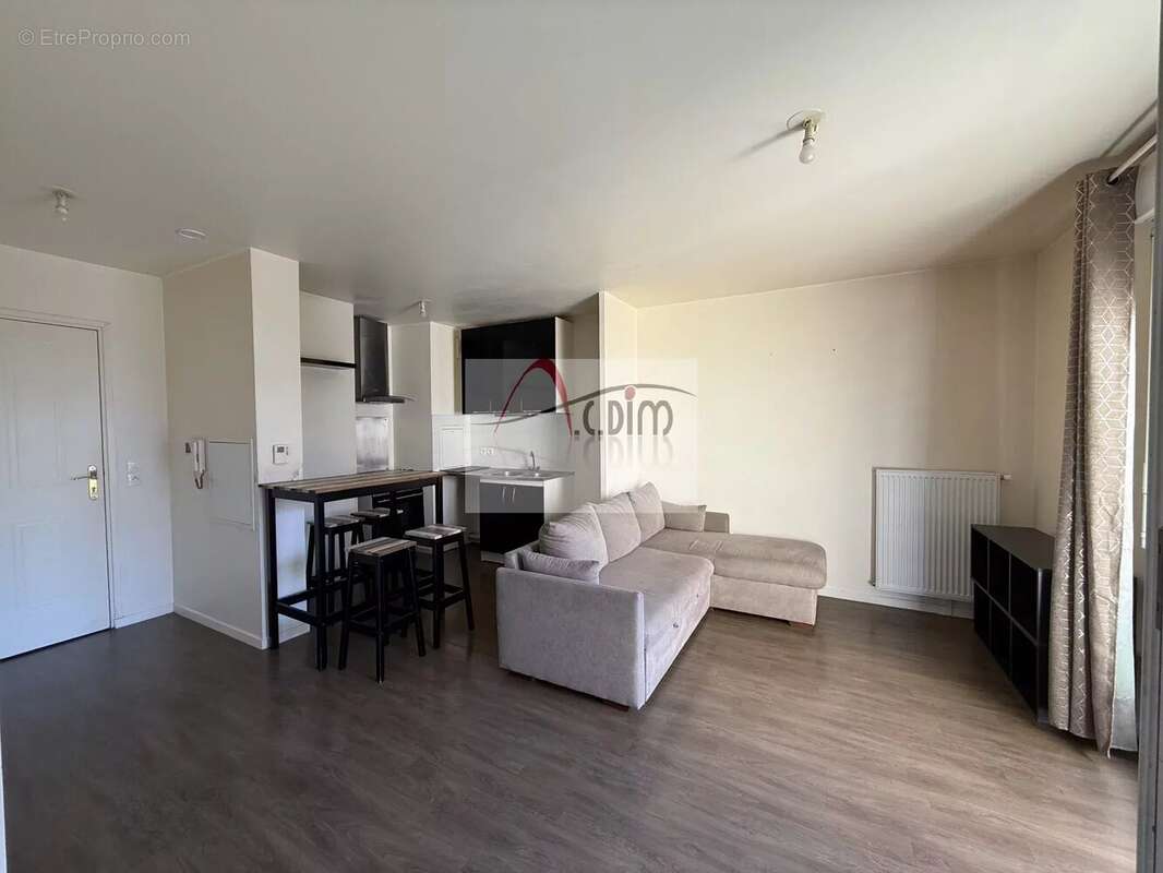 Appartement à DAMMARIE-LES-LYS