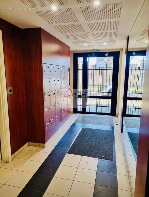 Appartement à DAMMARIE-LES-LYS