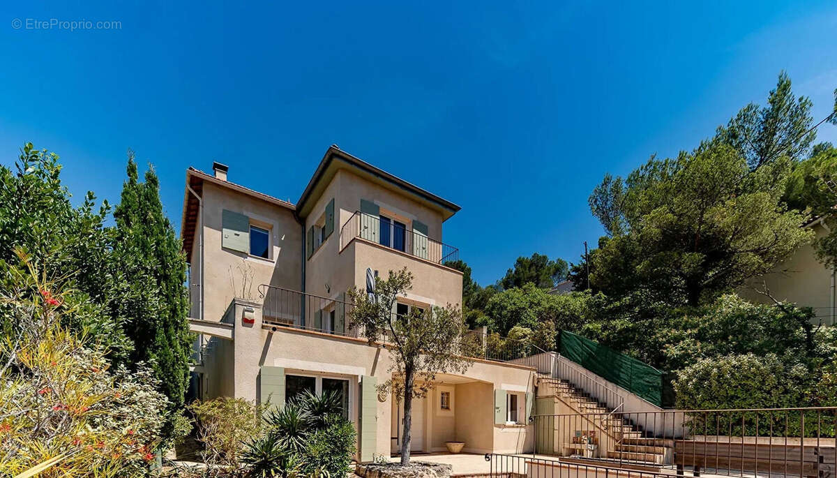 Maison à MARSEILLE-9E