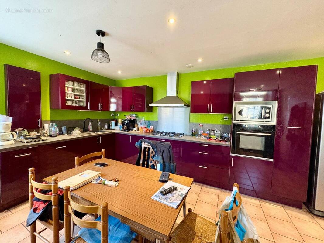 Photo 1 - Maison à MONTREUIL-LE-HENRI