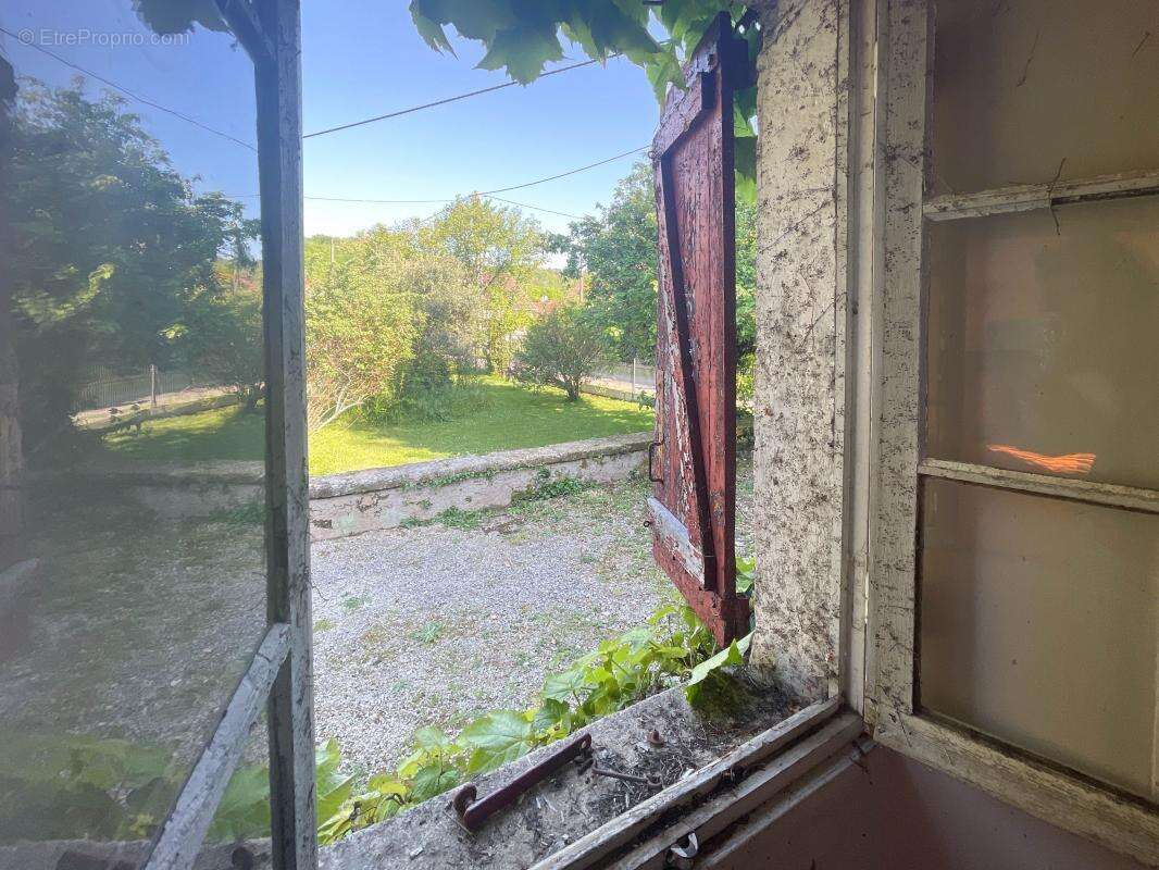 Maison à ANTONNE-ET-TRIGONANT