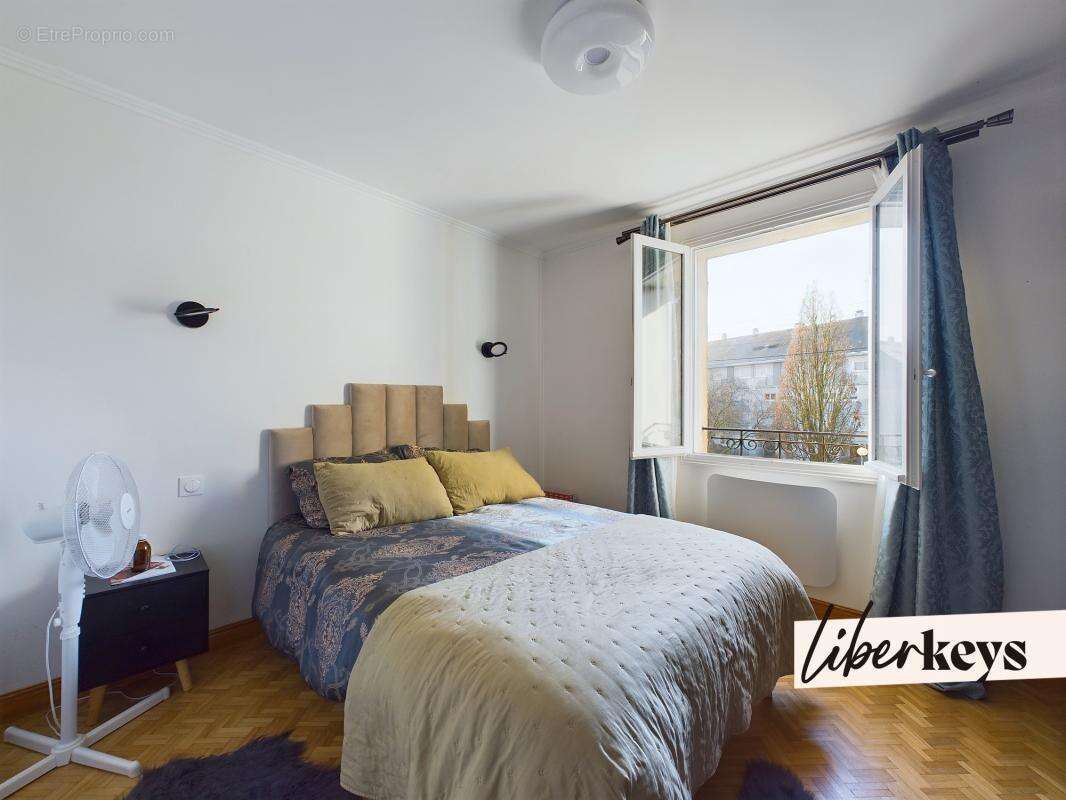 Maison à CHILLY-MAZARIN