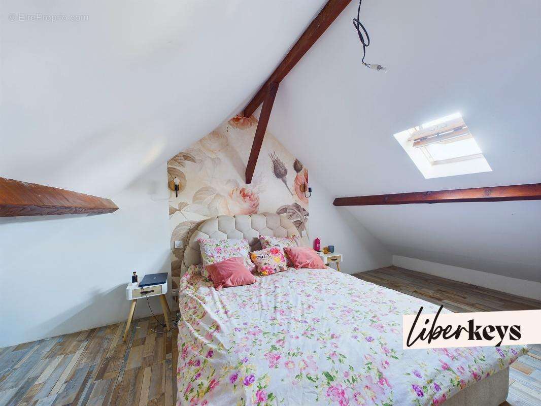 Maison à CHILLY-MAZARIN