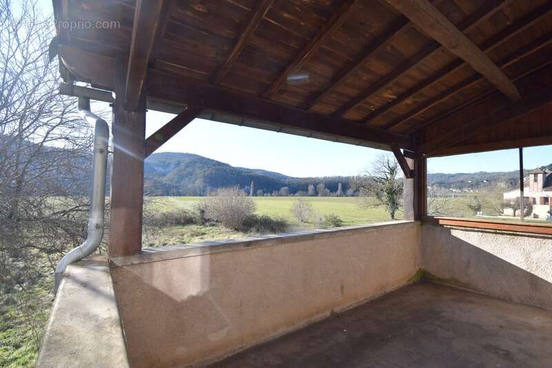 Maison à TOUR-DE-FAURE