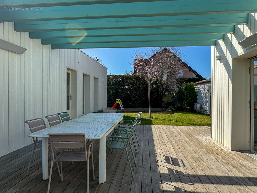 Maison à SAINT-PALAIS-SUR-MER