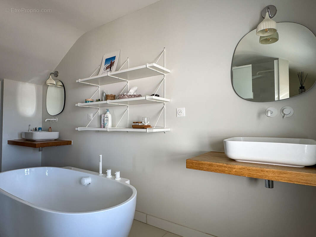 Maison à SAINT-PALAIS-SUR-MER