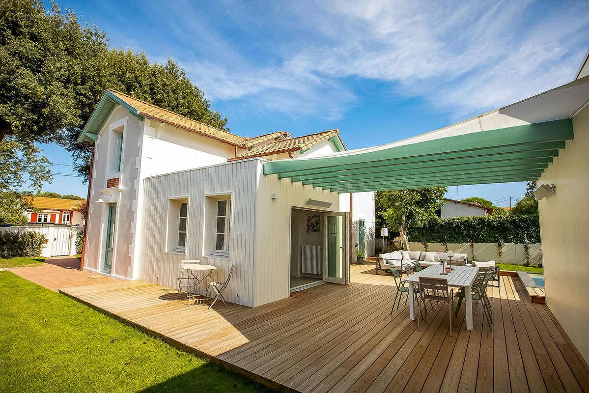 Maison à SAINT-PALAIS-SUR-MER