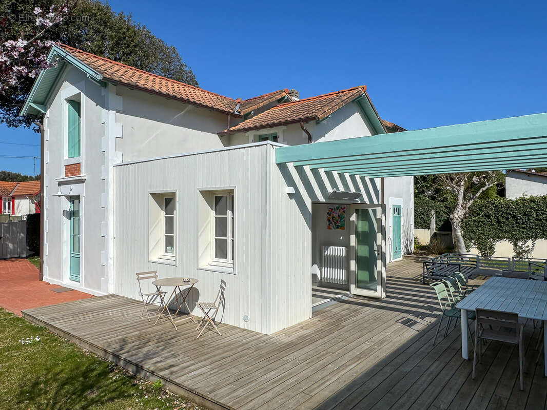 Maison à SAINT-PALAIS-SUR-MER