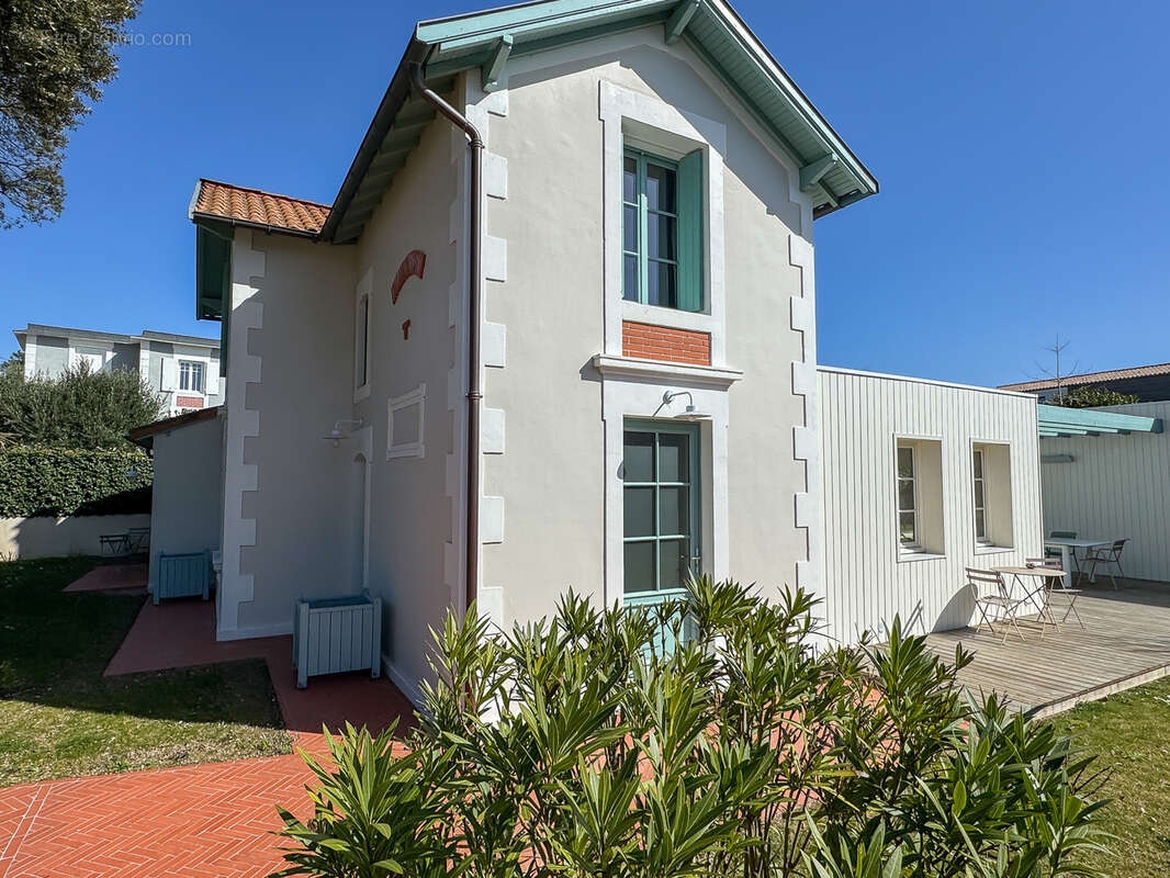 Maison à SAINT-PALAIS-SUR-MER
