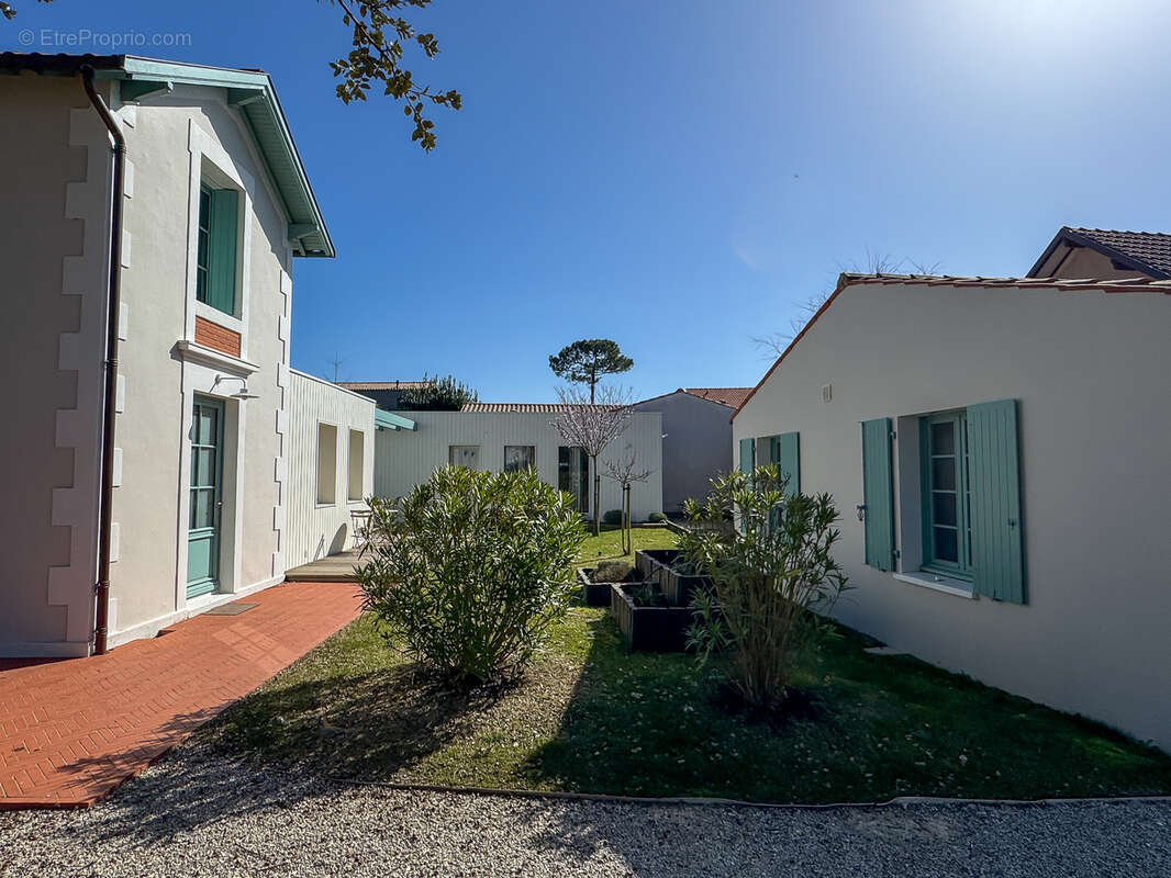 Maison à SAINT-PALAIS-SUR-MER