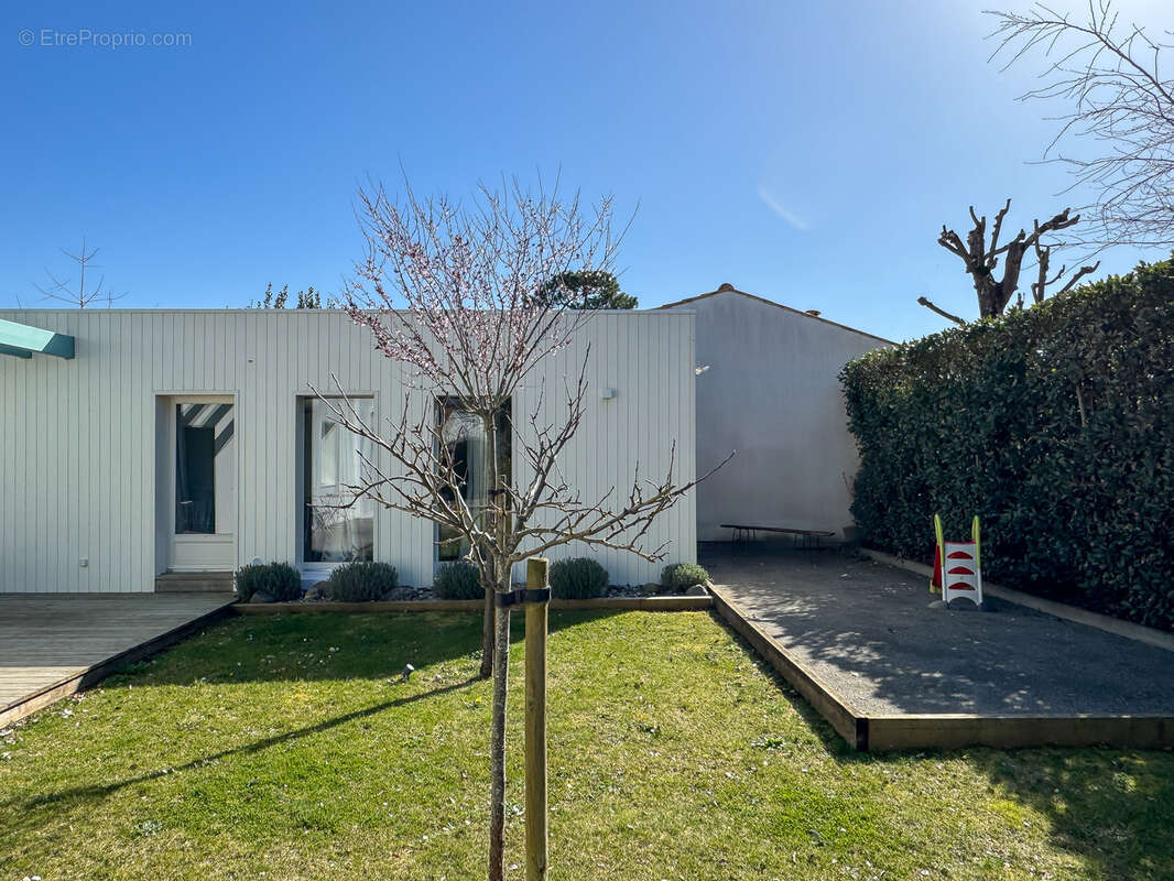 Maison à SAINT-PALAIS-SUR-MER
