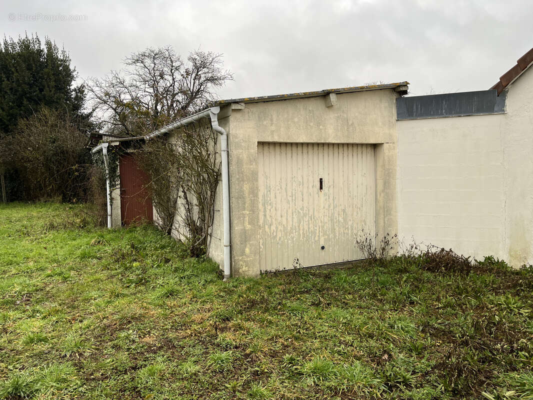 Maison à SARGE-LES-LE-MANS