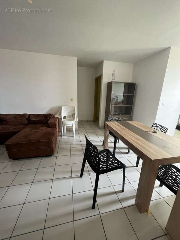 Appartement à KOUROU