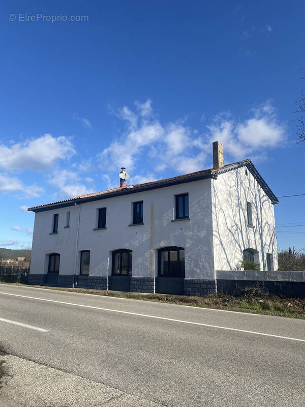 Maison à SAINT-PAUL-LE-JEUNE