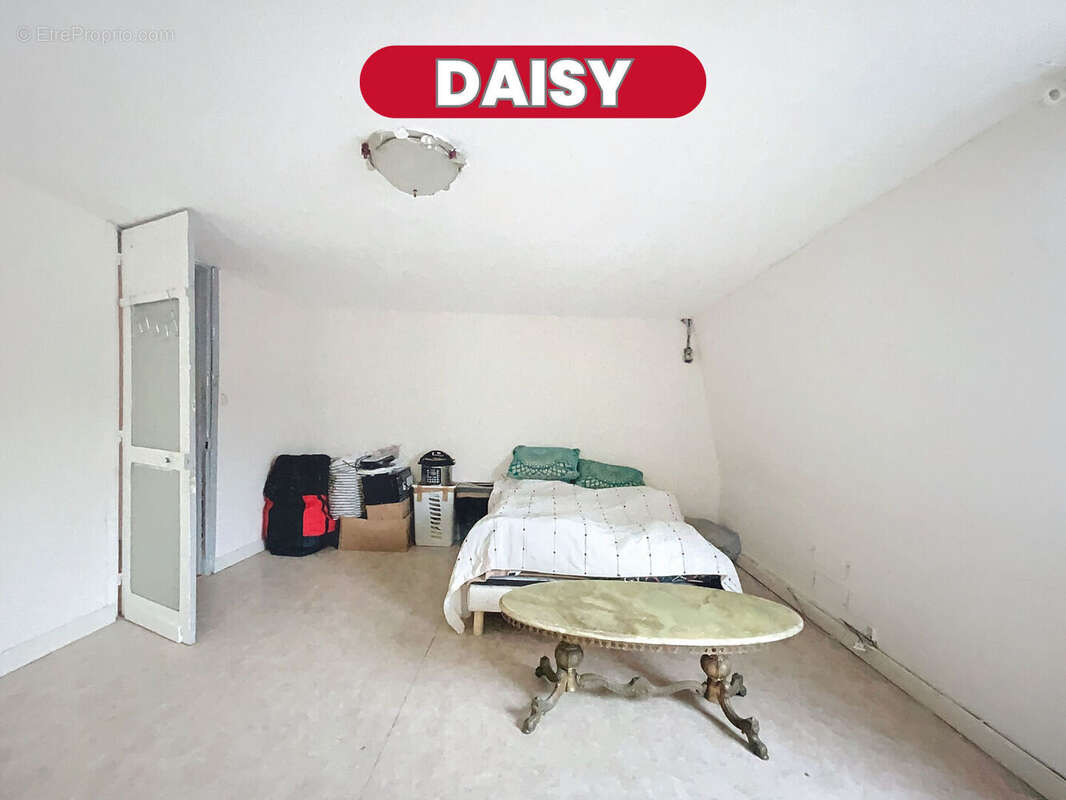 Maison à LA MADELEINE