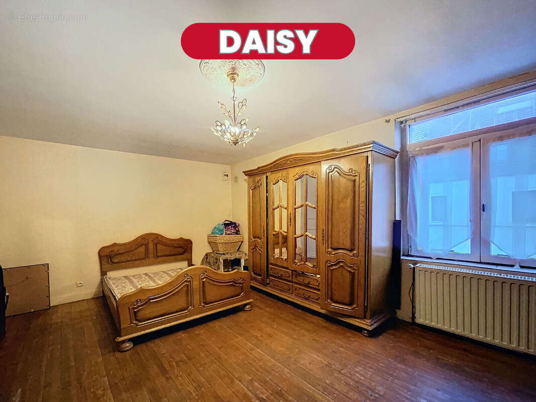 Maison à LA MADELEINE