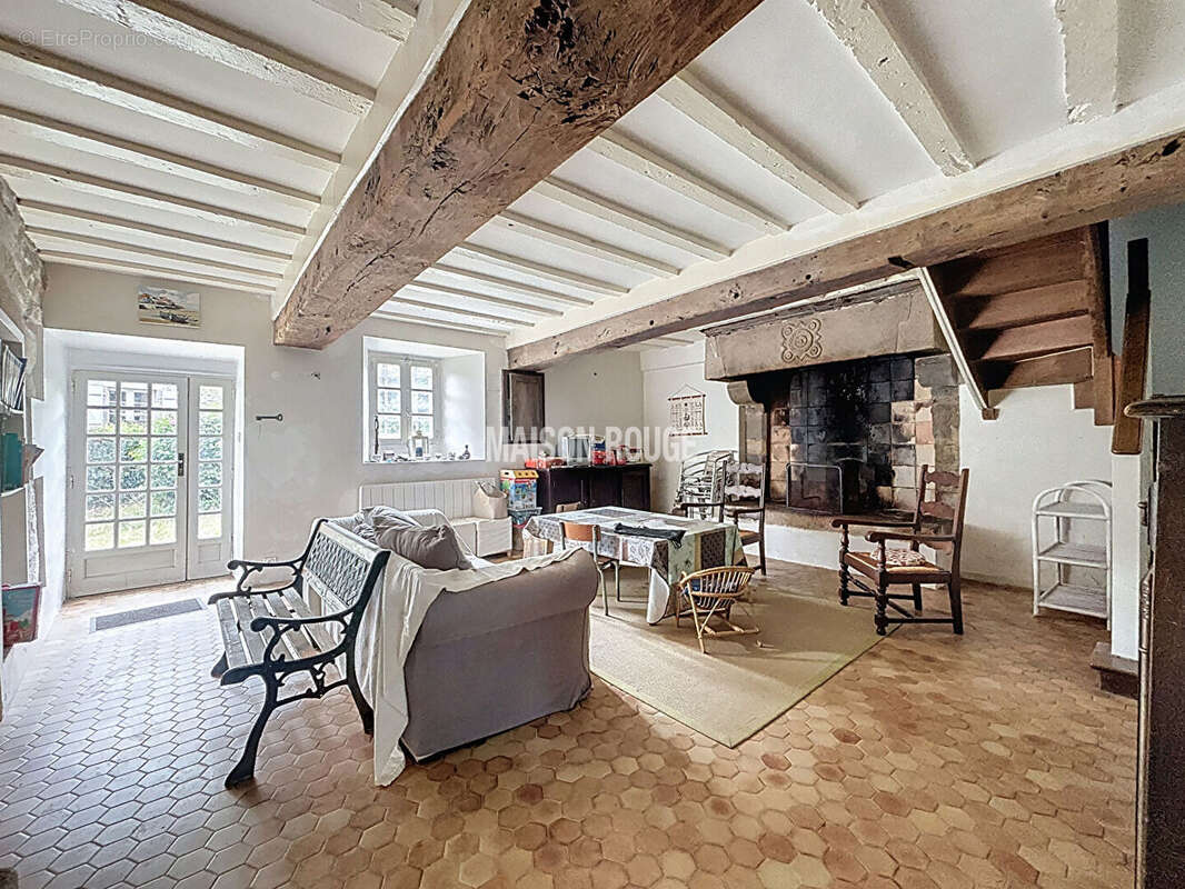 Maison à PLOUER-SUR-RANCE