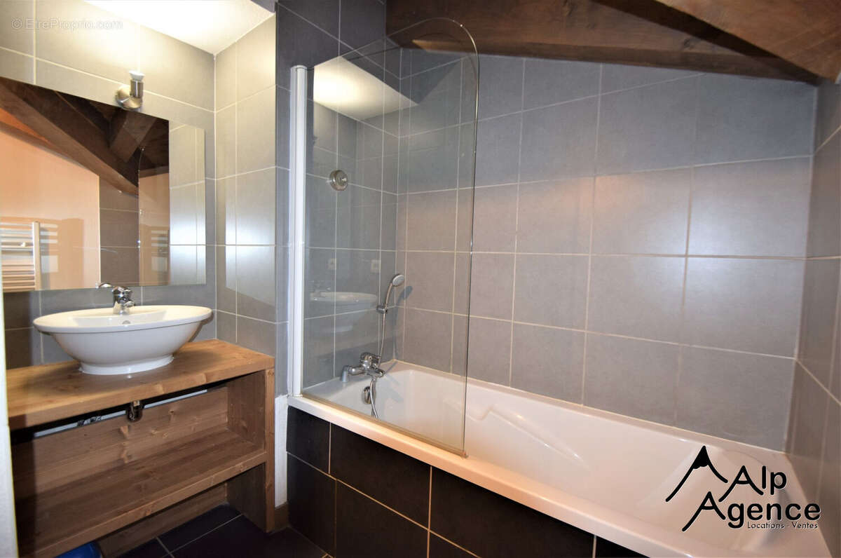 Appartement à LA COTE-D&#039;AIME