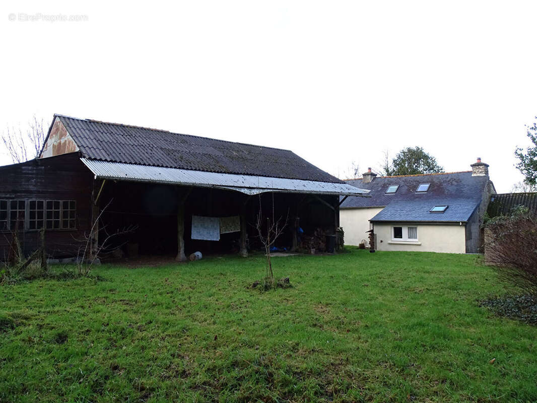 Maison à CARHAIX-PLOUGUER