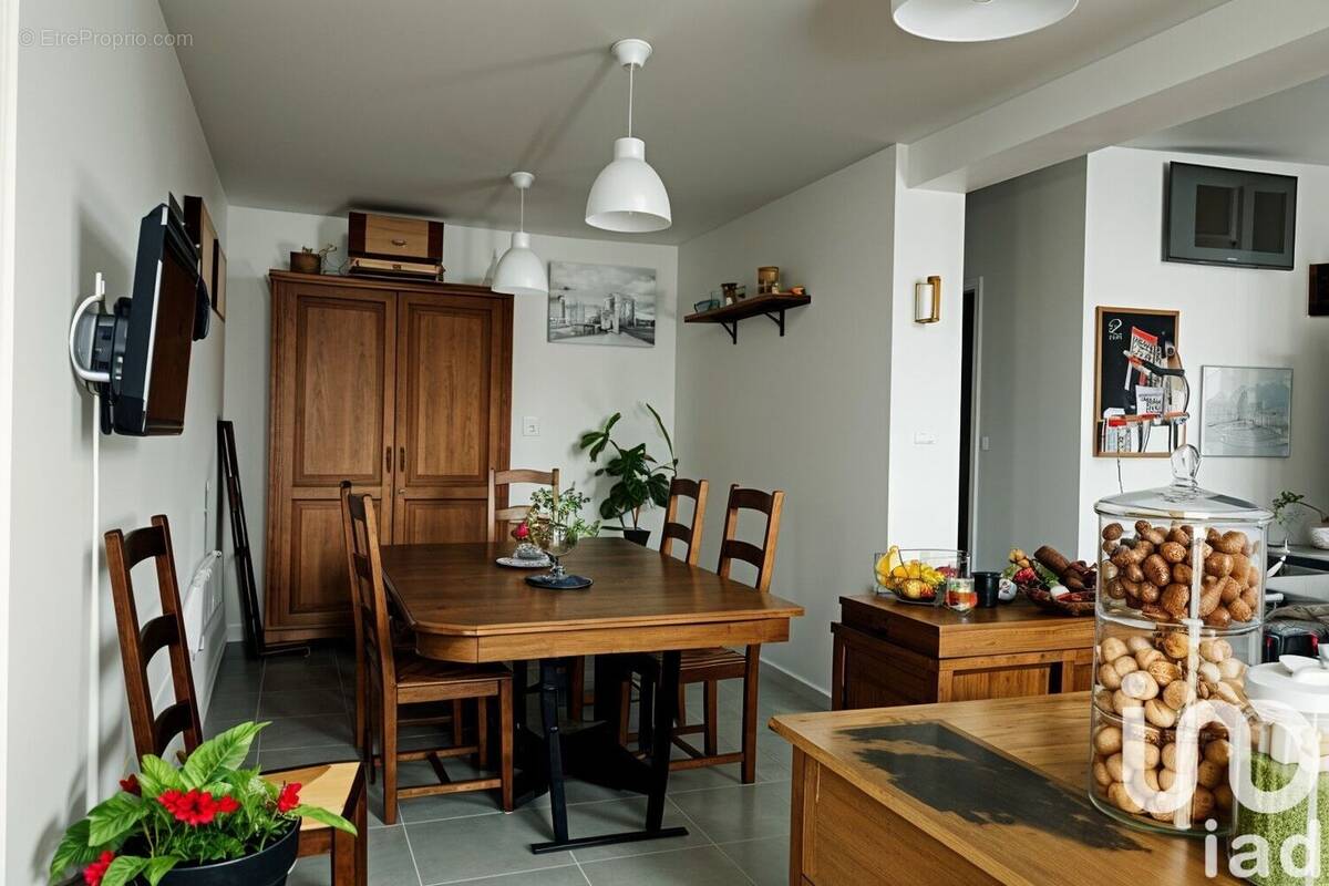 Photo 1 - Maison à AVERDON