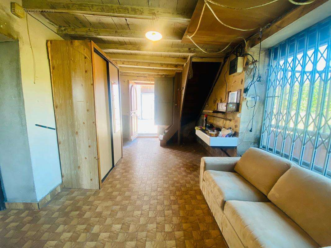 Maison à FAVERGES-DE-LA-TOUR