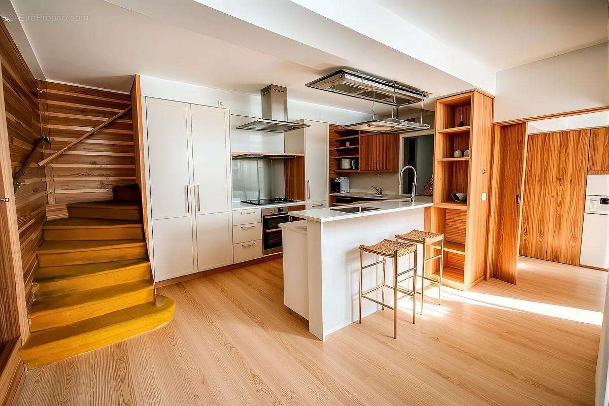 Maison à FAVERGES-DE-LA-TOUR