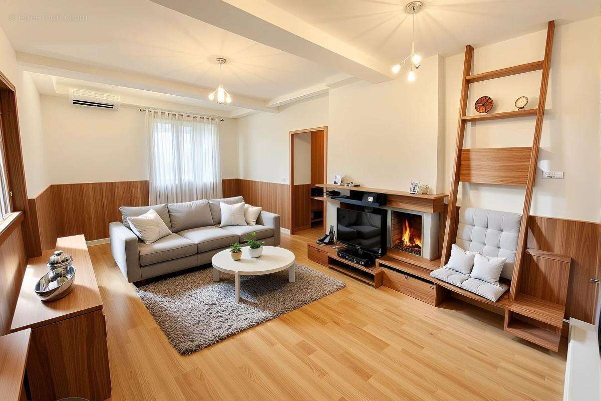 Maison à FAVERGES-DE-LA-TOUR