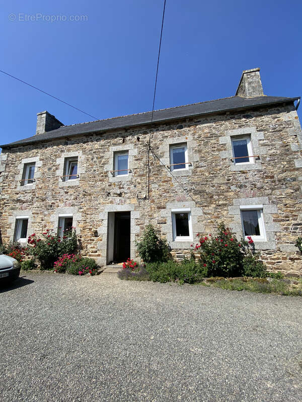 Maison à POMMERIT-JAUDY