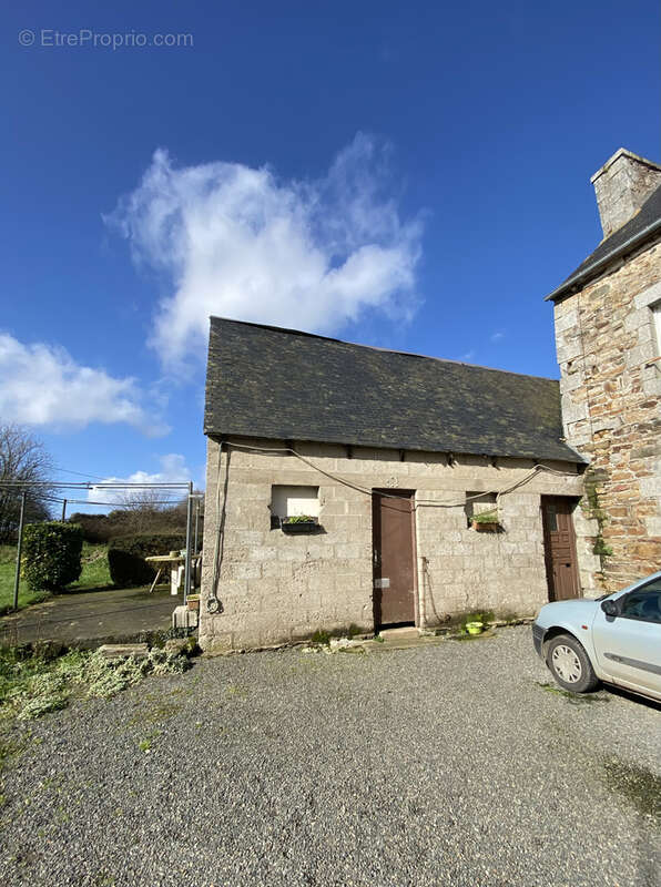 Maison à POMMERIT-JAUDY